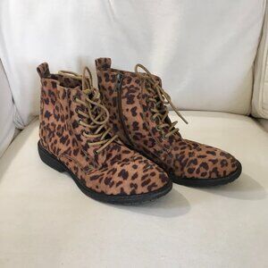Billa Bong Willow Way Zipper Cheetah Moto Boots